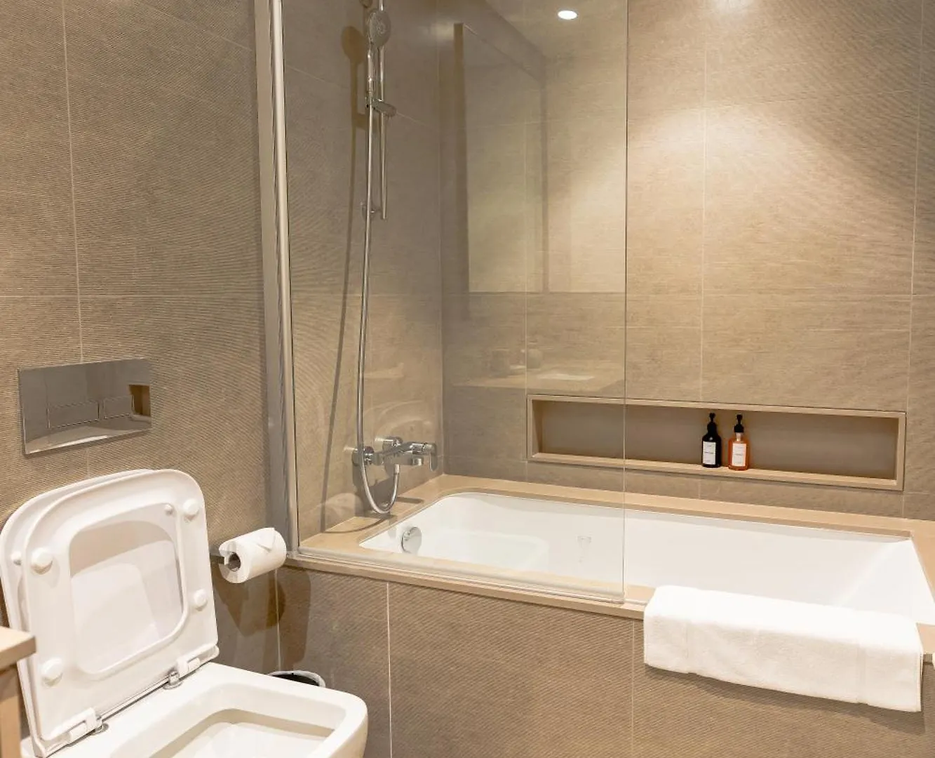 Nasma - Sky-High Chic Luxe 1-Br In Downtown Dubai Apartment United Arab Emirates