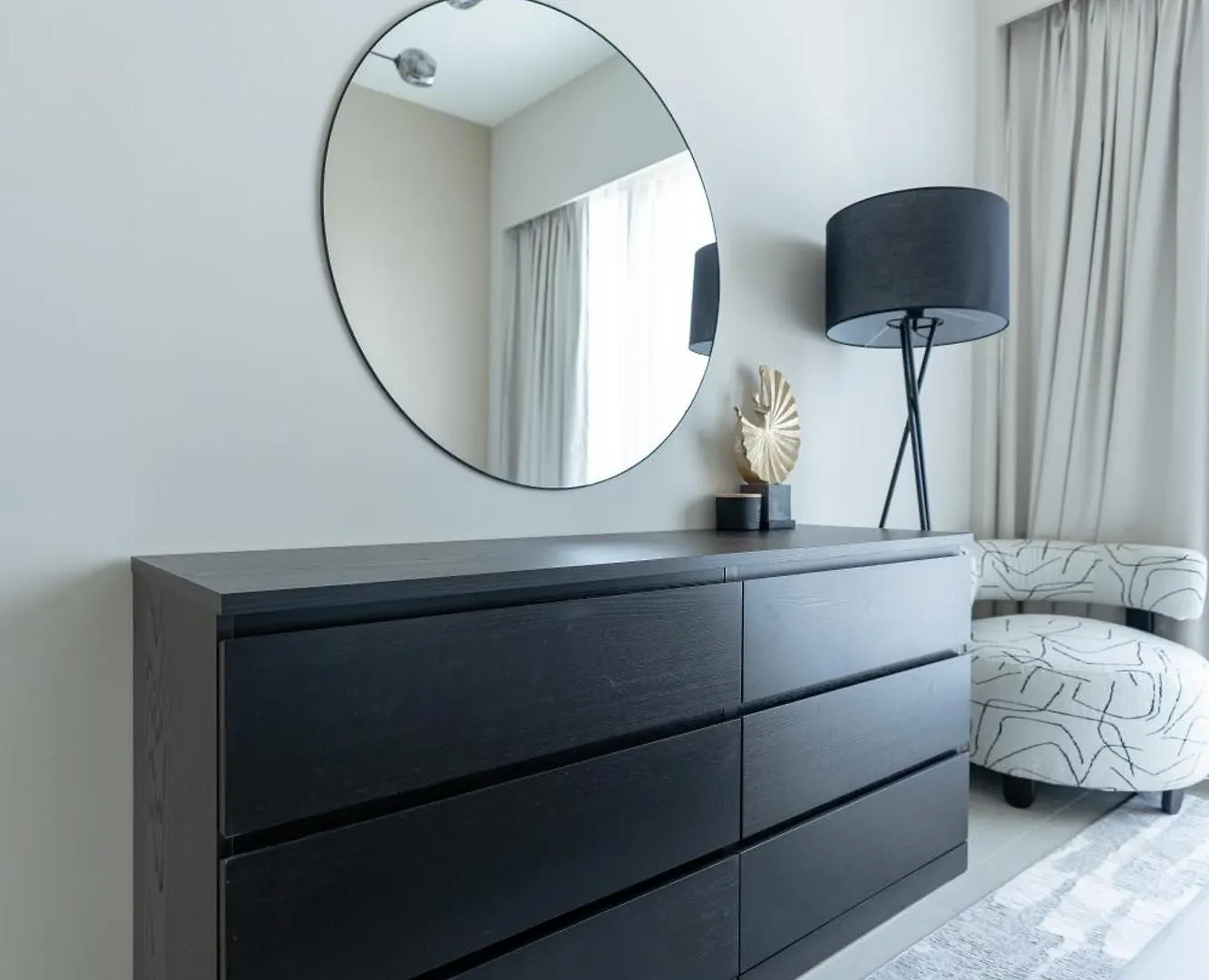 Nasma - Sky-High Chic Luxe 1-Br In Downtown Dubai Apartment