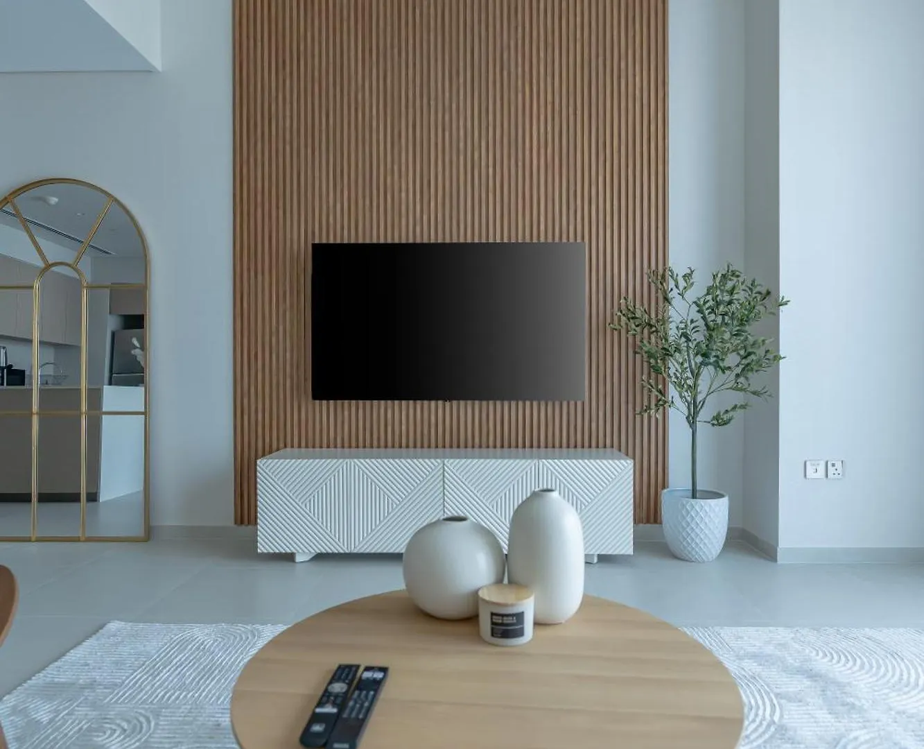 Nasma - Sky-High Chic Luxe 1-Br In Downtown Dubai Apartment