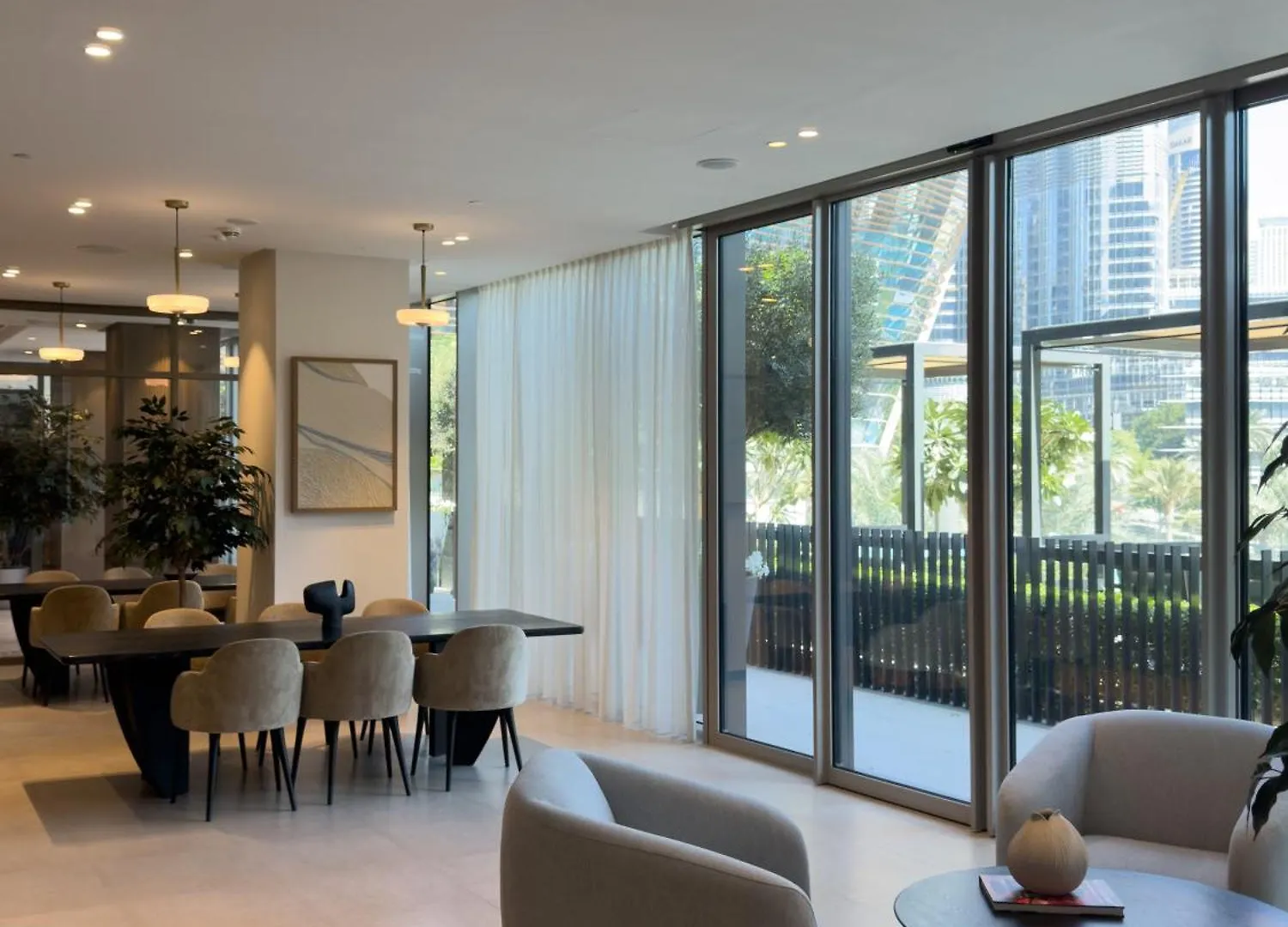 Nasma - Sky-High Chic Luxe 1-Br In Downtown Dubai Apartment